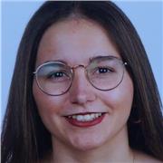 Profesor de apoyo escolar especializado en idiomas